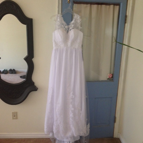 Brand new Wedding dress, never worn